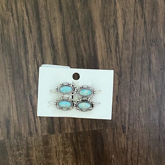 Free people She’s A wildflower hair clip main image 9